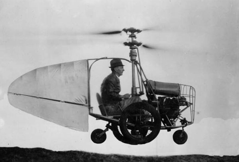 Jess Dixon Flying car, air cooled engine with 40 hp, top speed 160 Km'hr, in the 1940s.jpg
