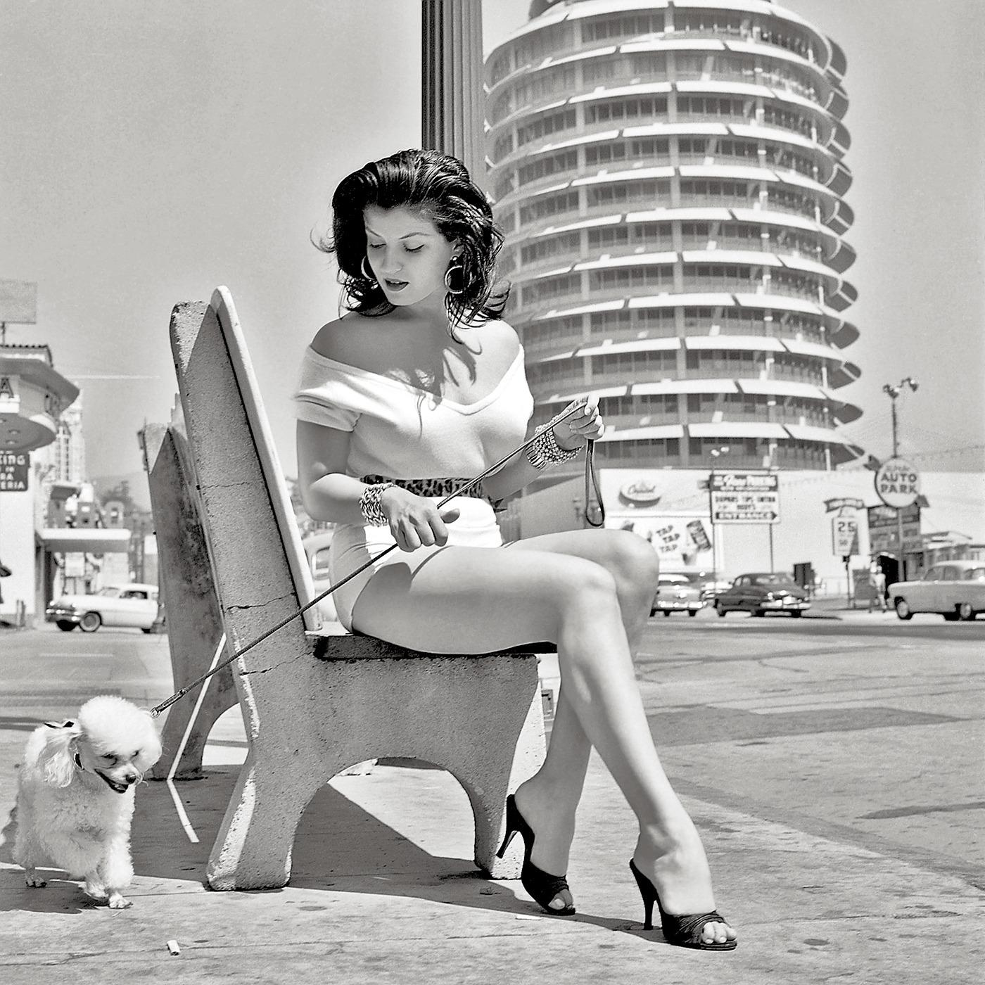 Joan Bradshaw. Los Angeles, 1957.jpg