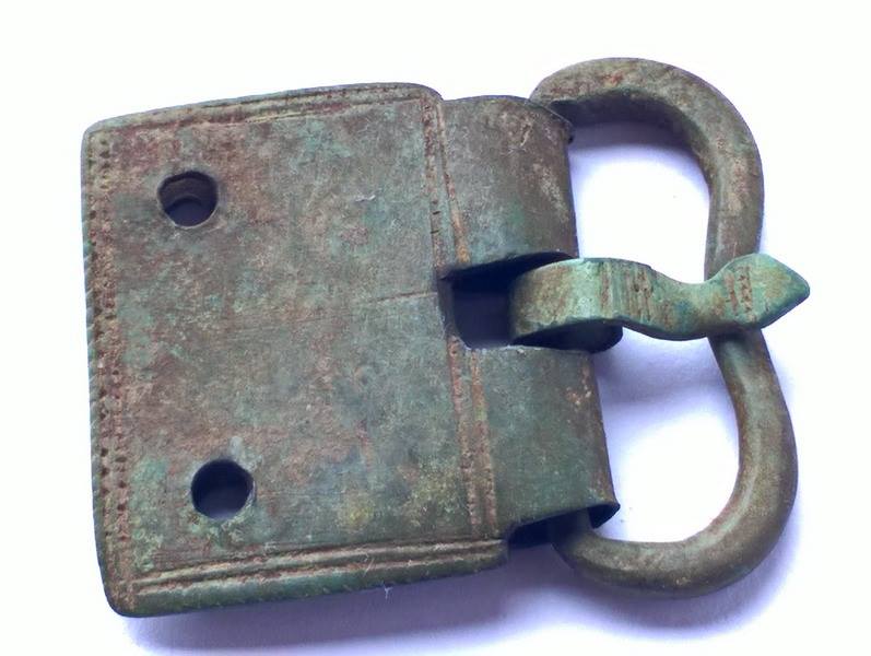 Roman belt buckle. Object is made of bronze and dated back to 3rd-4th century CE. It was found in large Roman villa rustica in Ćelije near Lajkovac (central Serbia).jpg
