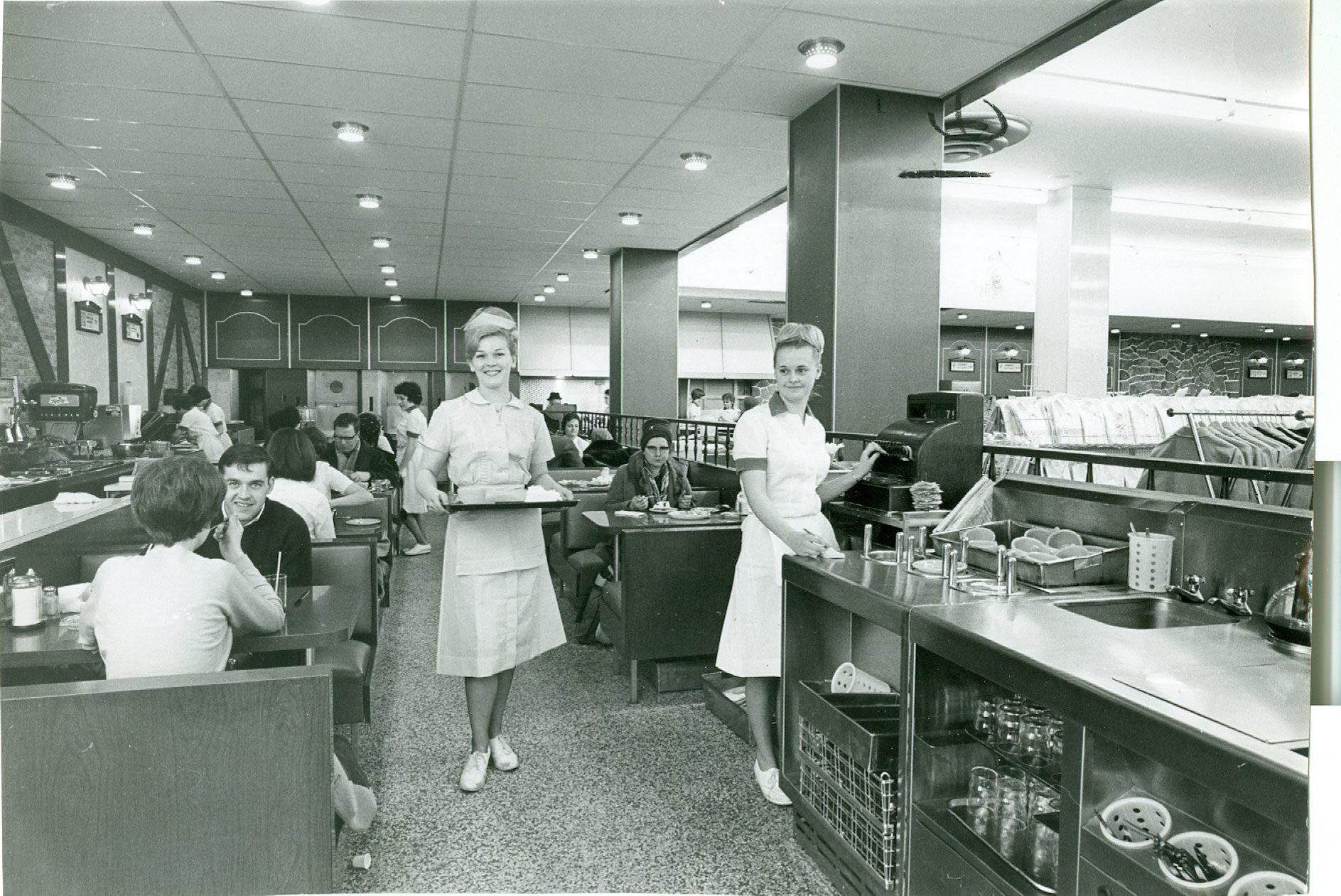 In the new restaurant expansion of Woolworth’s lunch counter, New Jersey, 1966.jpg