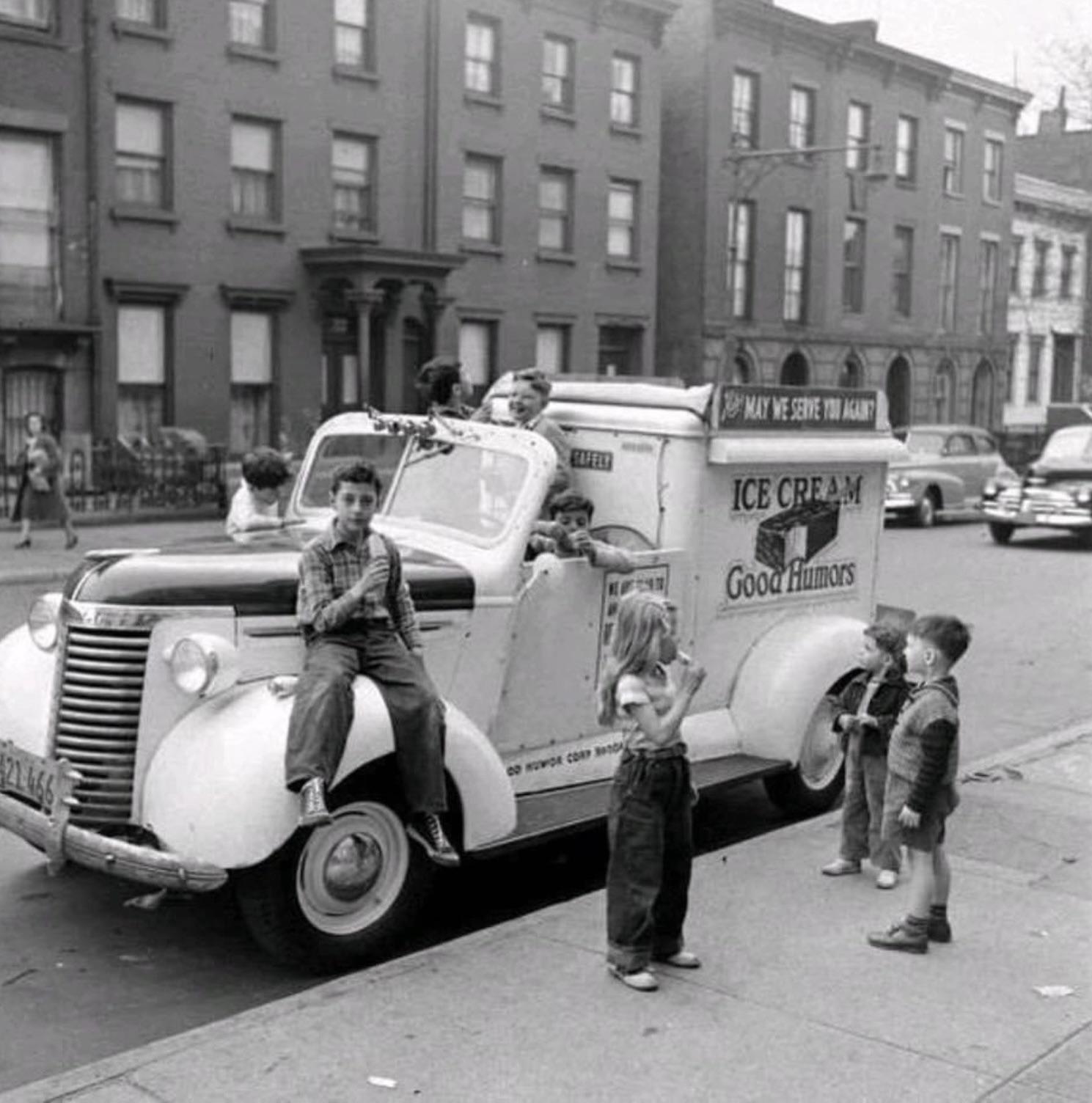 Ice Cream Truck, Brooklyn 1949.jpg