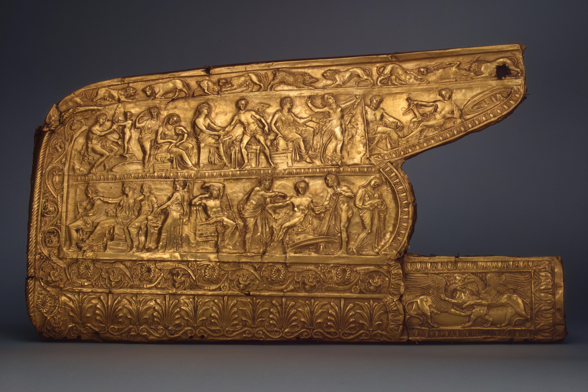 Scythian golden gorytos found in Ukraine with the scenes of the Achilleid epic that would be written only 500 years later, 400 B.C..jpg