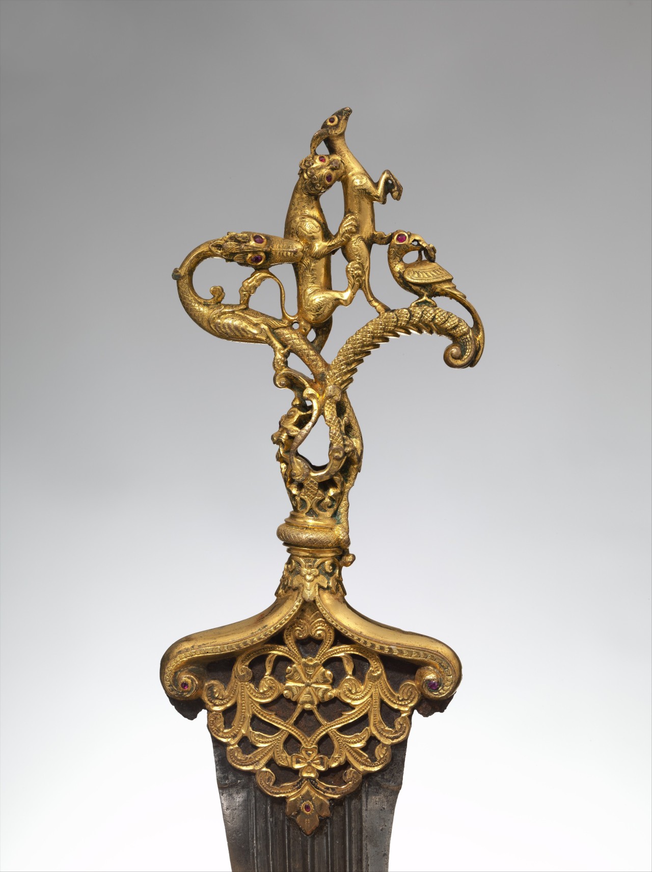 Zoomorphic hilt of an Indian Dagger, 1500's. The Metropolitan Museum of Art.jpg