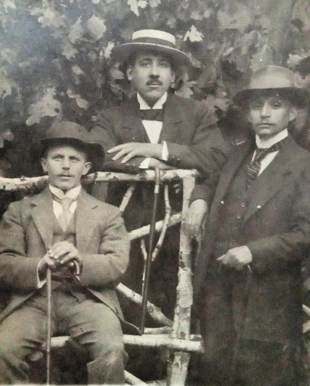 Three gentlemen [circa 1910].jpg