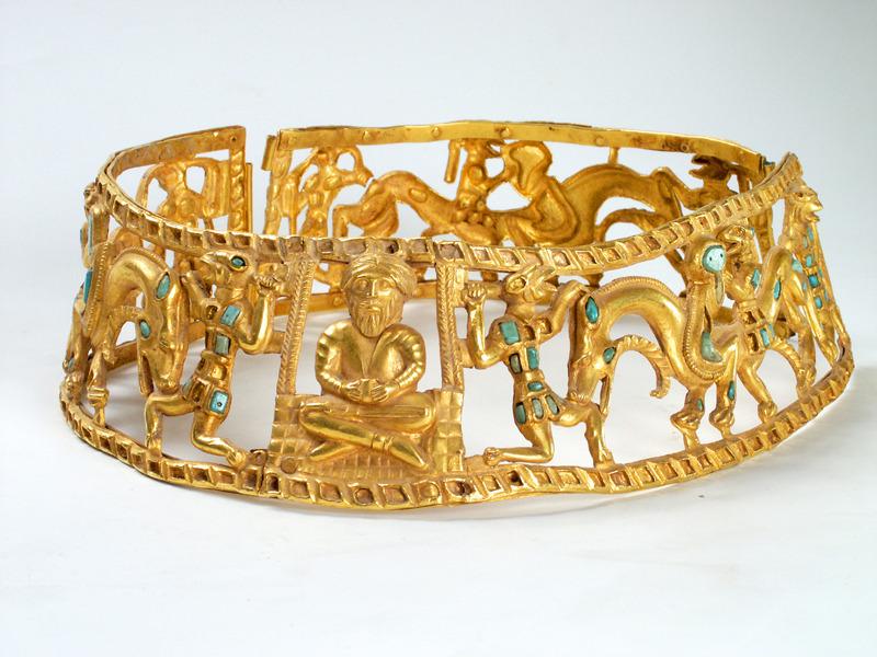 Sarmatian Gold and Turquoise Royal Torc and Bracelets (comment), 1st-2nd Century AD. Found in the Kurgan tomb № 10 of the Kobiakov interment.jpg