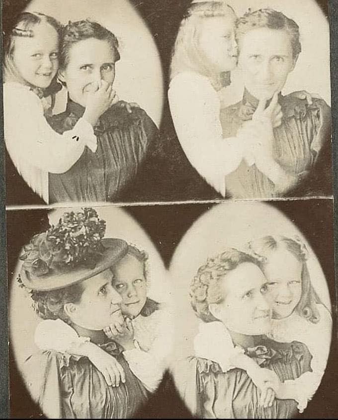 Mother and daughter messing around, 1900.jpg
