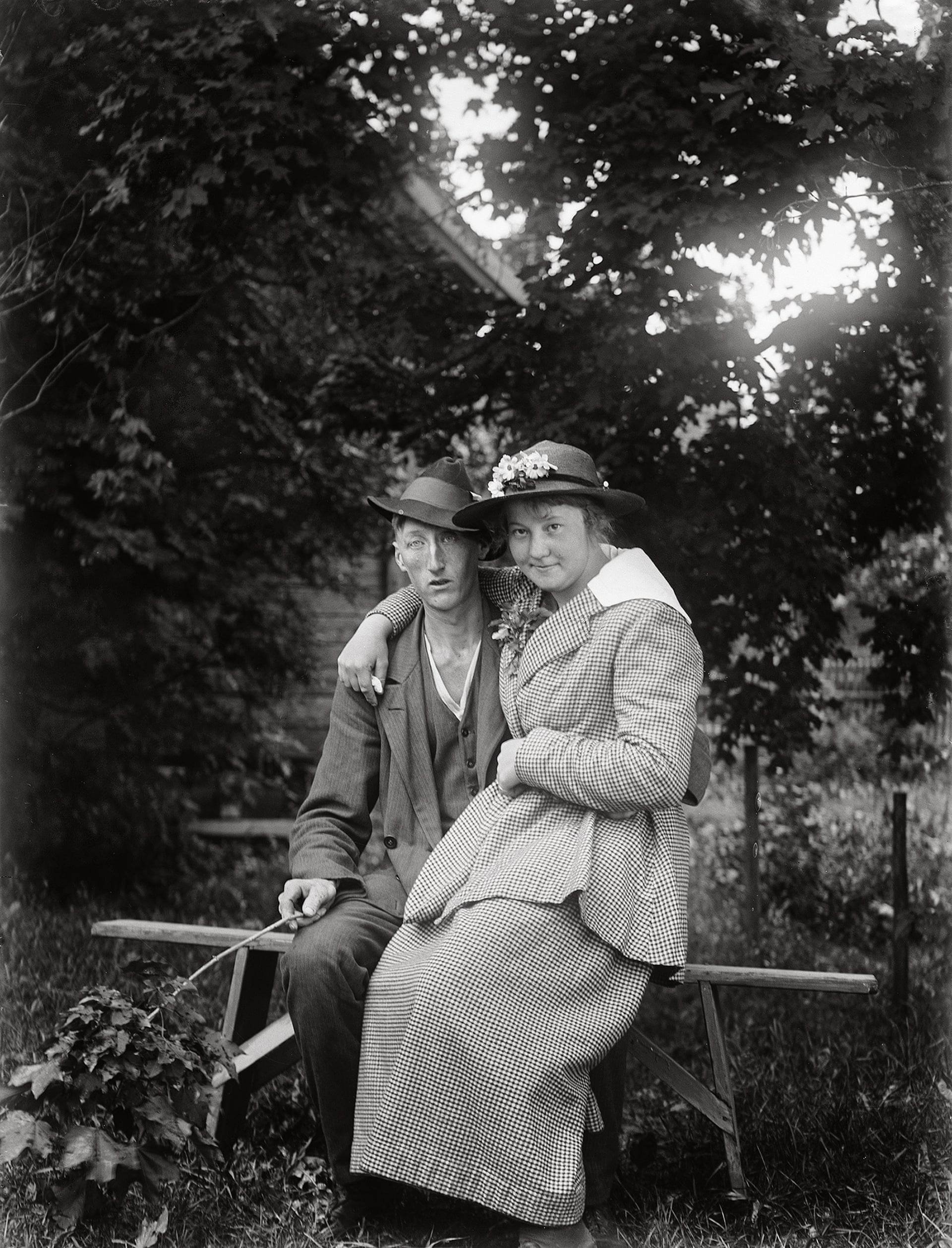 Miss Linnea Ekenberg and Emil Johanson, Tibble Torstunaby, Sävasta, Altuna parish, 1919.jpeg