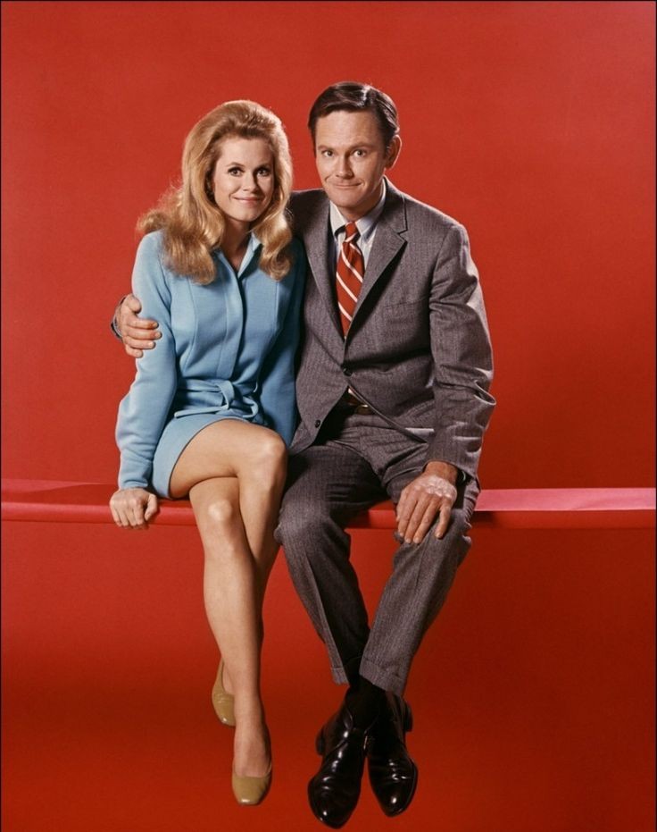 1966 Elizabeth Montgomery & Dick York.jpg