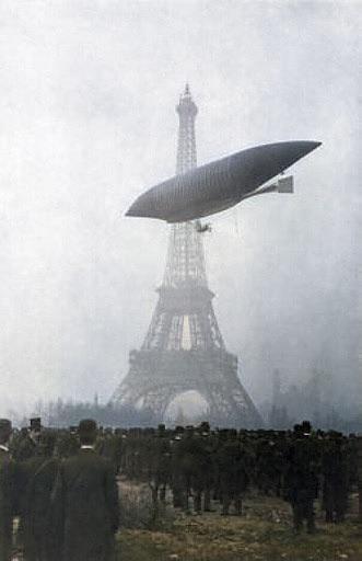 LA REPUBLIQUE a semi-rigid surveillance airship flying near the Eifel Tower. Paris 1908.jpg
