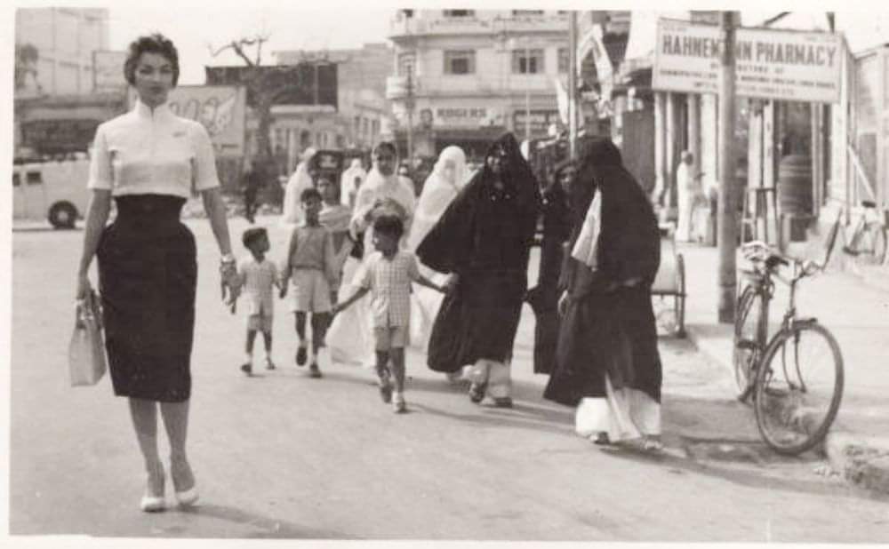 Scenes from Karachi - Pakistan in the '60s.jpg