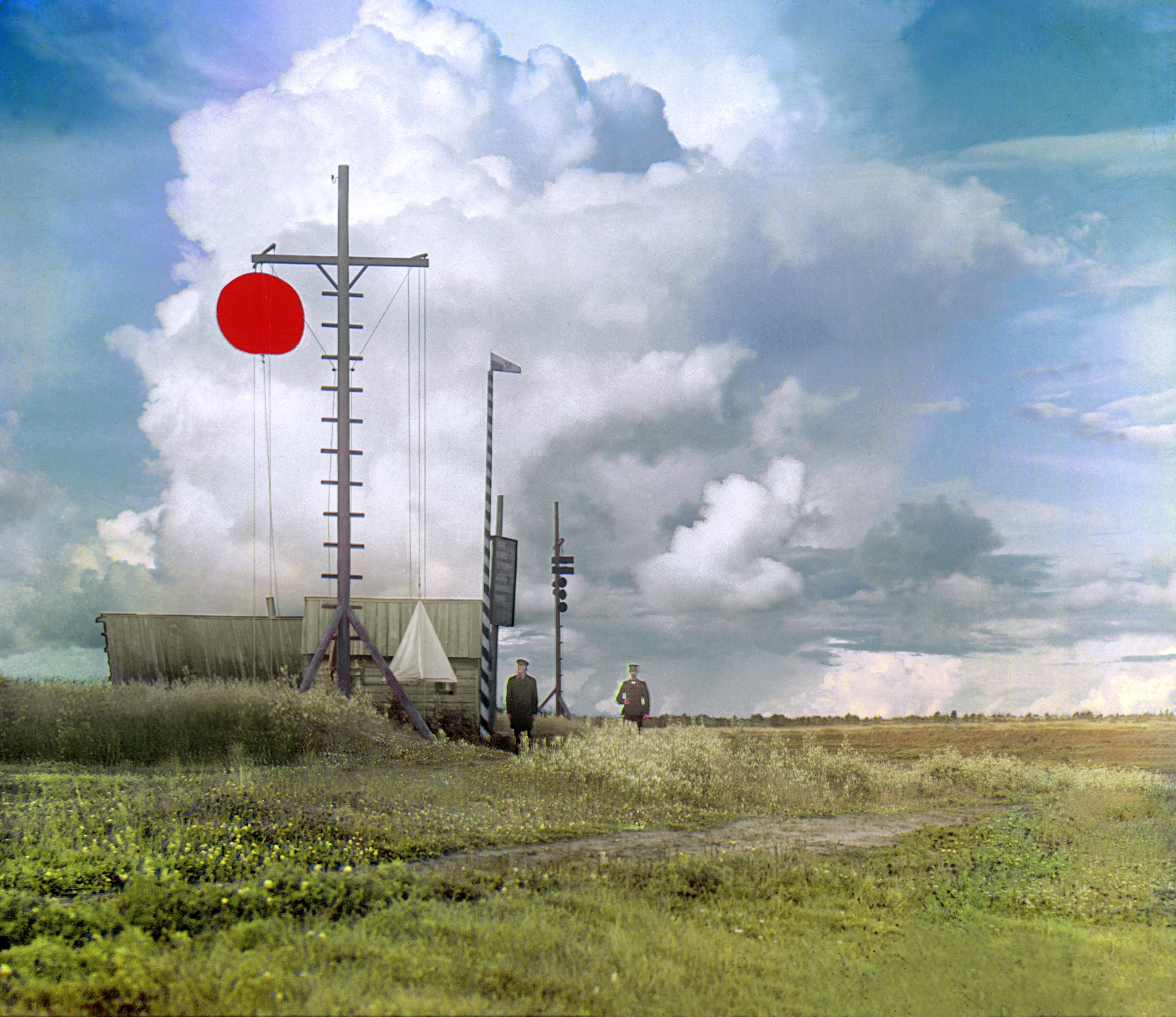 Signal Tower in the Village of Burkovo, photo by Sergey Prokudin-Gorsky, 1909.jpg