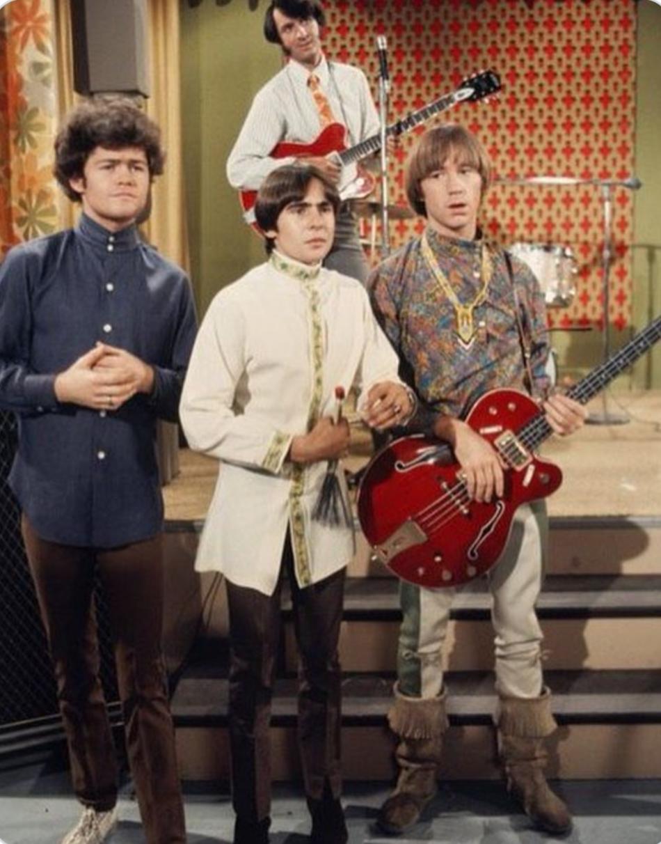 1967 The Monkees.jpg