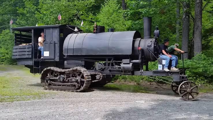 The Lombard lumber hauler. First vehicle to use continuous tracks for propulsion.jpg