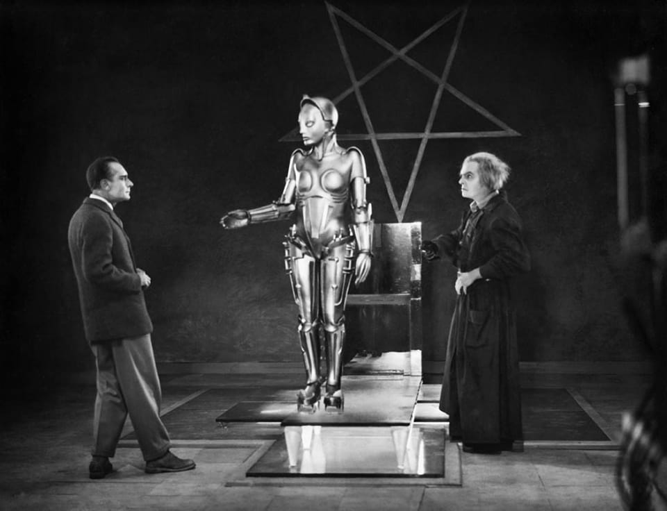 Metropolis (1927) enters the public domain on January 1, 2023.jpg