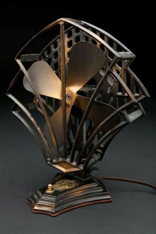 A desk fan from the 1930s.jpg