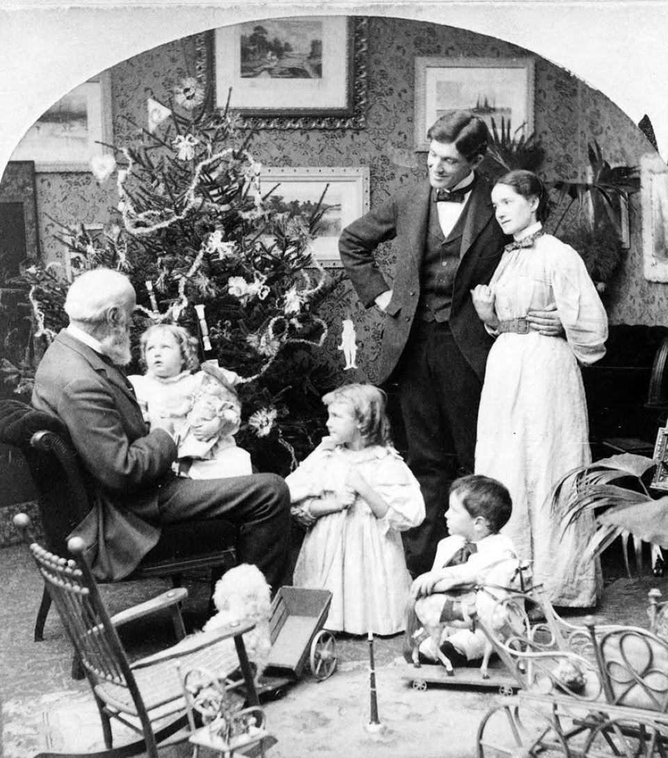 Victorian Era family’s Christmas 1897.jpg
