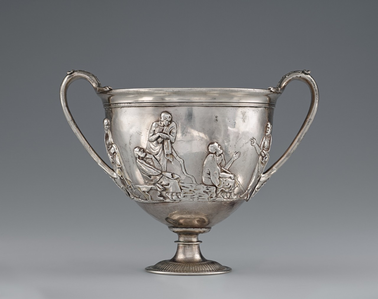 Relief-decorated silver cup, Roman, 1st century BC - 1st century AD, from the J. Paul Getty Museum.jpg