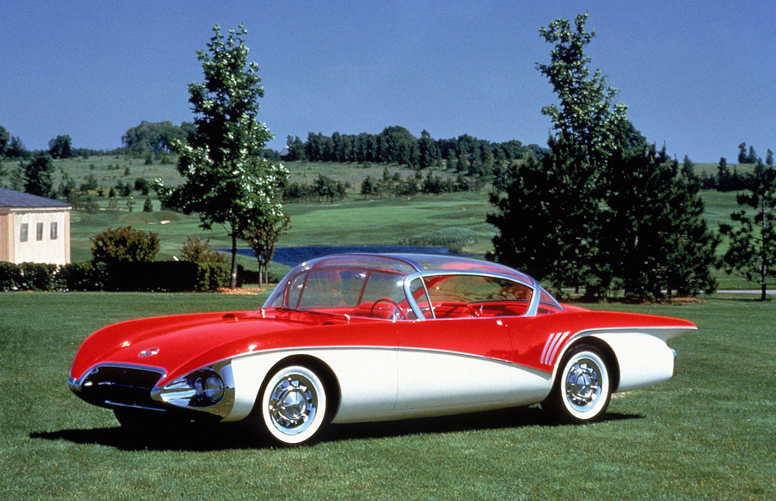 Buick Centurion one-off concept car, 1956. Featured bucket seats, a glass moonroof, and a primitive rear view video camera.jpg