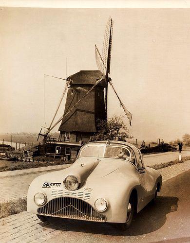 1948 Gatso Roadster -Holland’s First Post-War Car. A streamlined roadster with plastic top, it was claimed to be capable of 105 miles per hour with its Ford V-8 engine.jpg