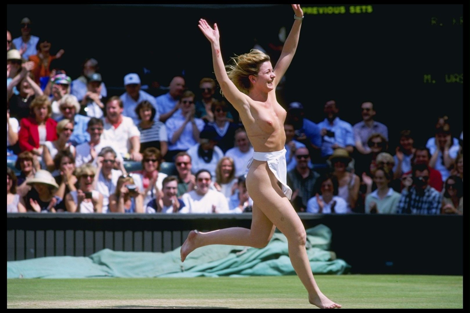 Melissa Johnson, the first streaker at Wimbledon Stadium in 1996.jpg