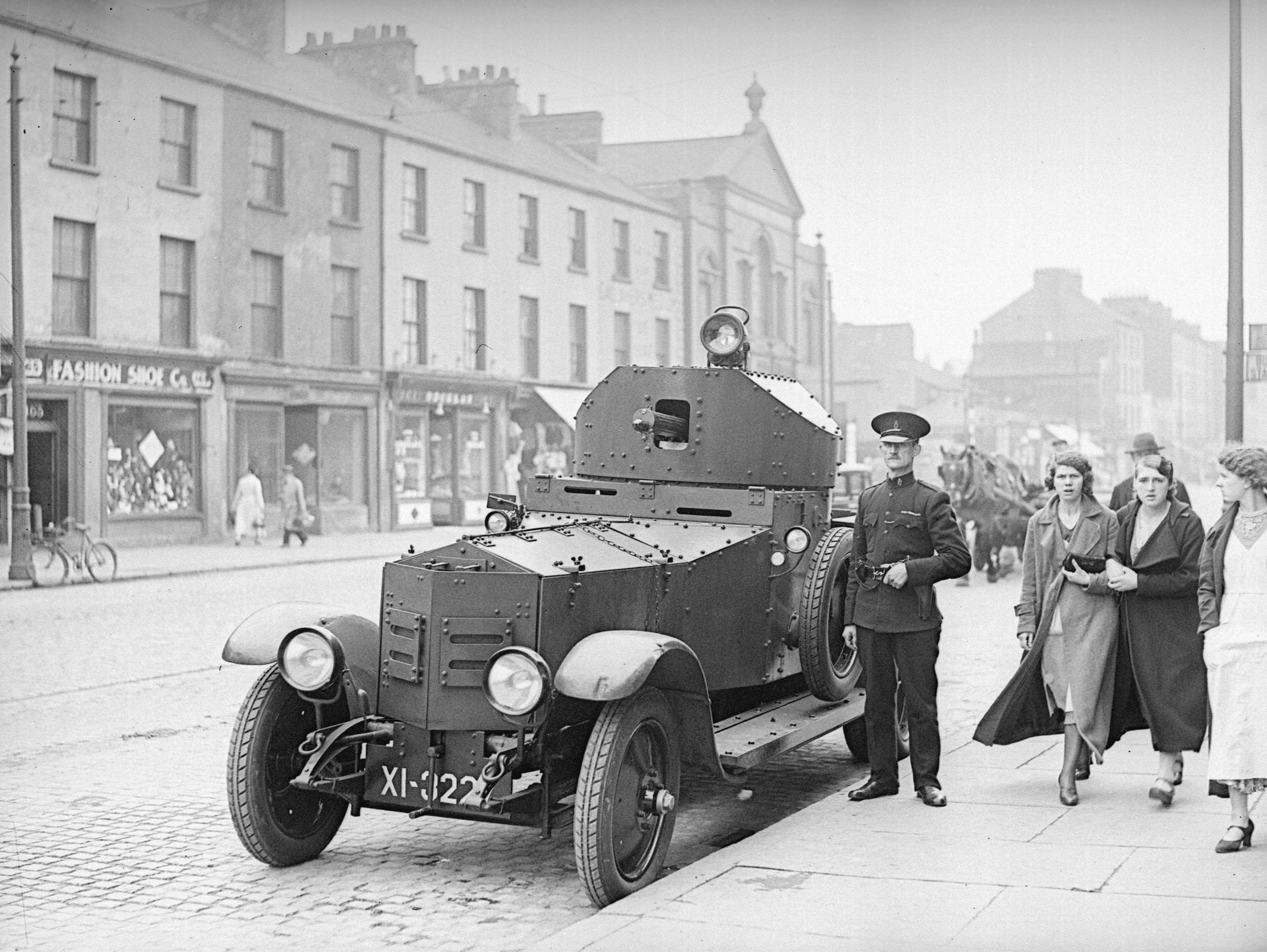 A Rolls-Royce armored car on York Street, during the Belfast riots, June 1935.jpg