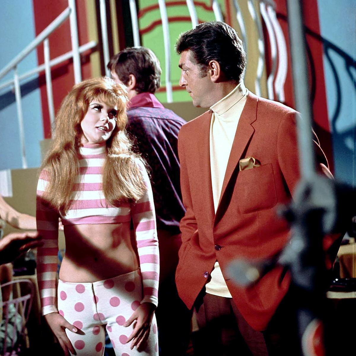 Ann-Margret and Dean Martin, 1966.jpg