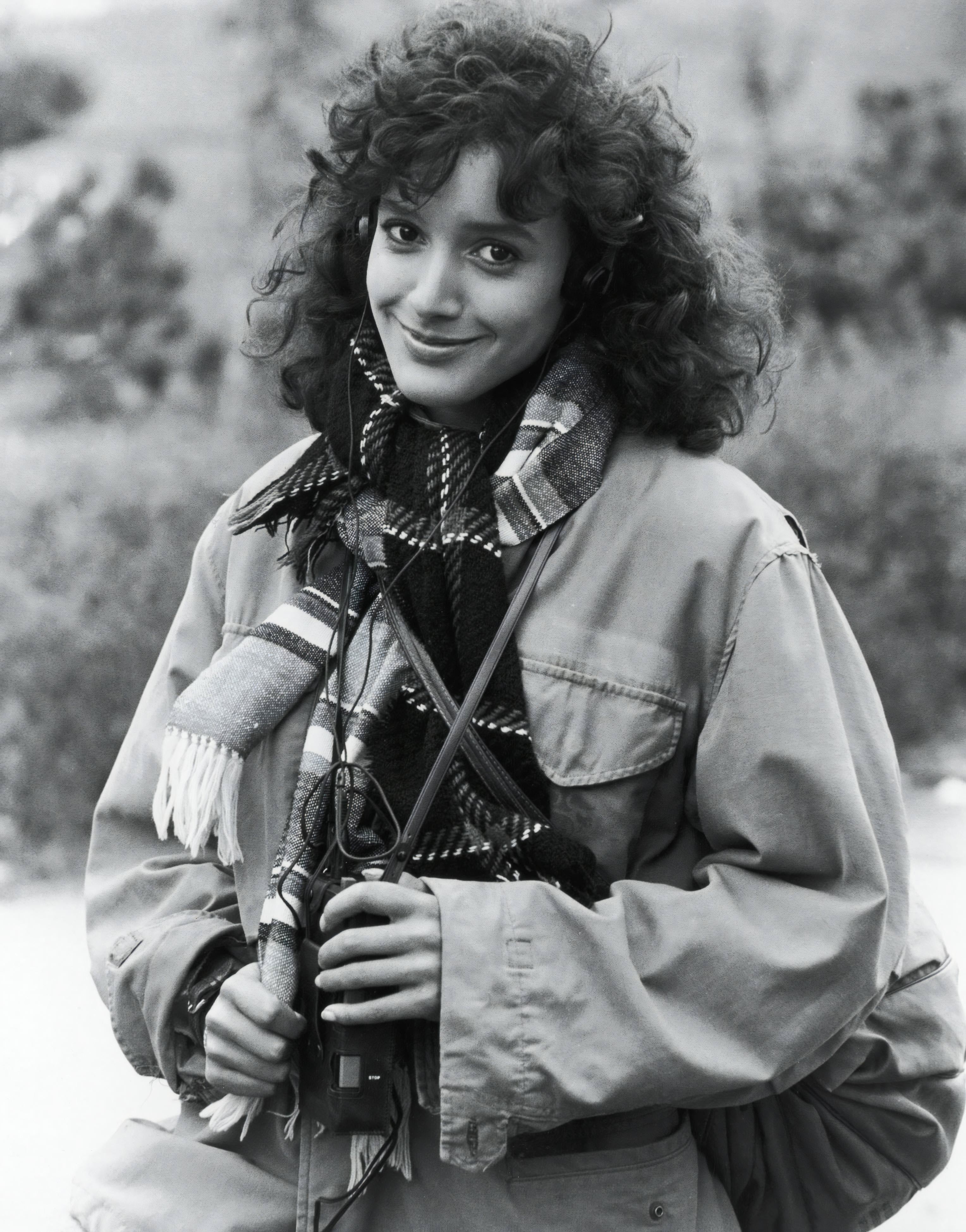 Jennifer Beals listening to a Walkman, 1983.jpg