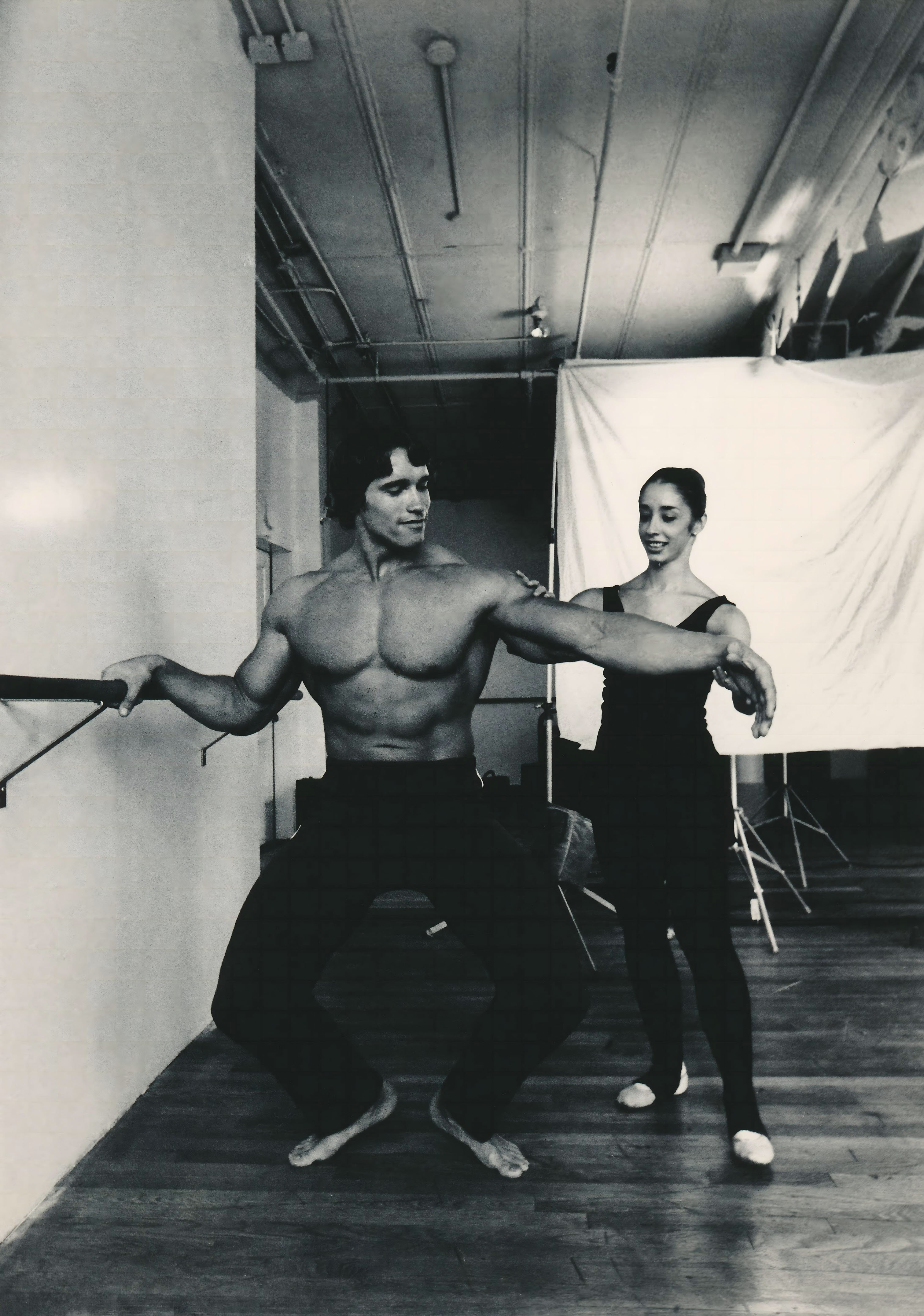 Arnold Schwarzenegger with ballet and choreography trainer Marianne Claire, 1976.jpg