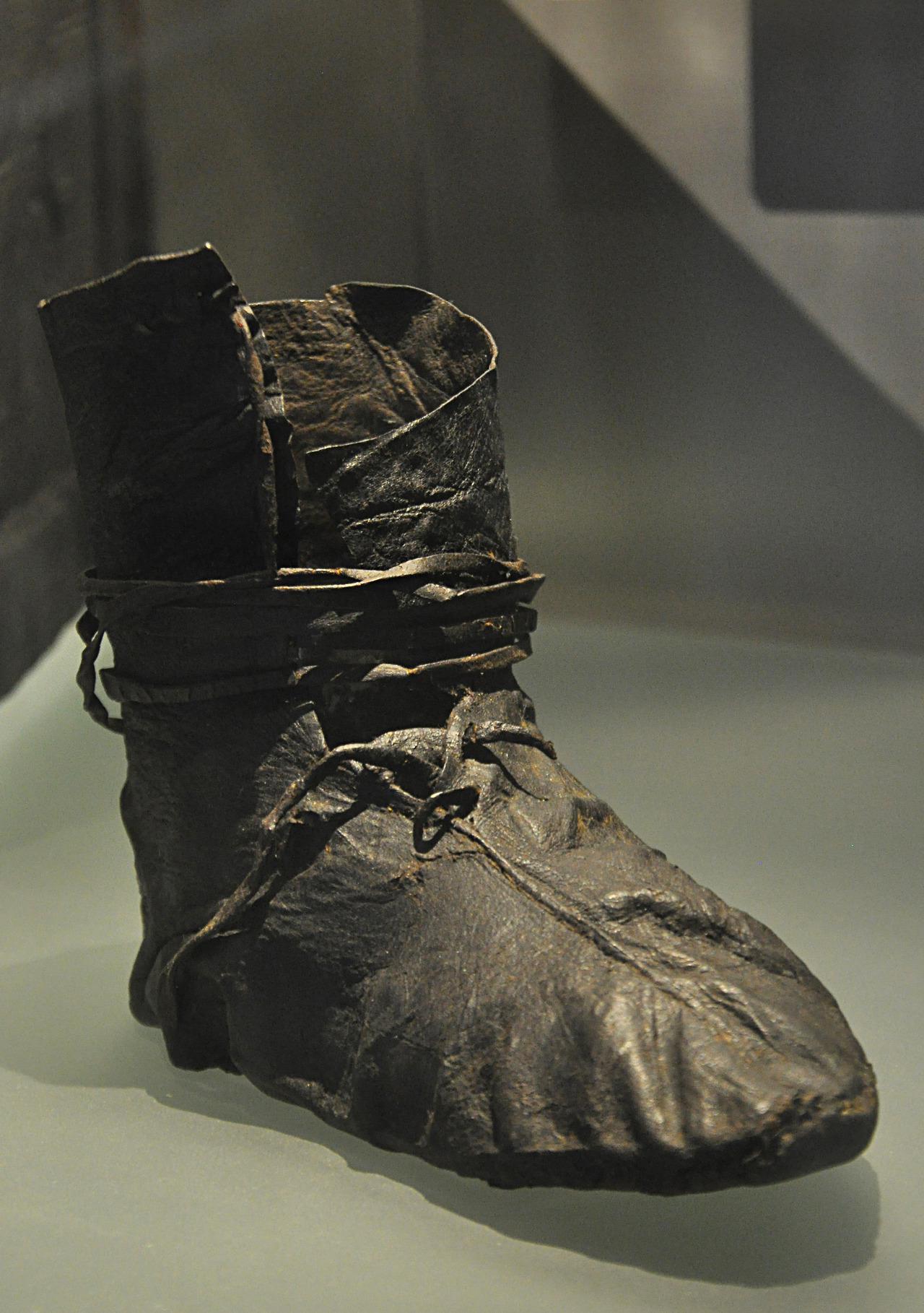 A Viking boot from the Oseberg ship burial in the 9th-10th century, Norway.jpg