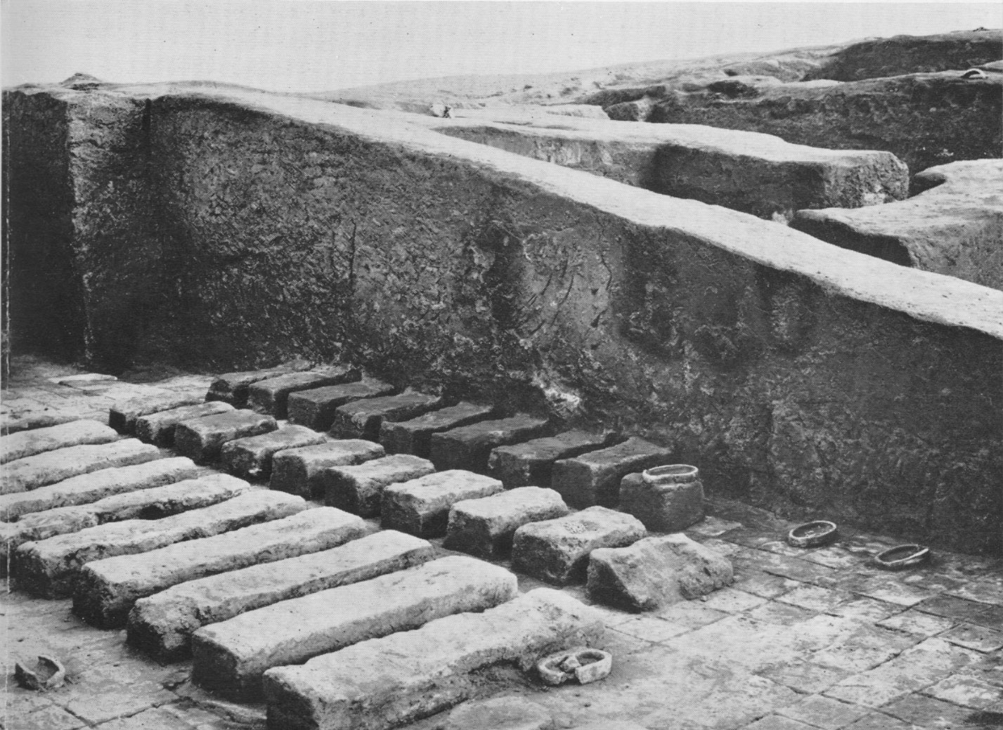 a 4000-year-old Sumerian classroom in Iraq.jpg