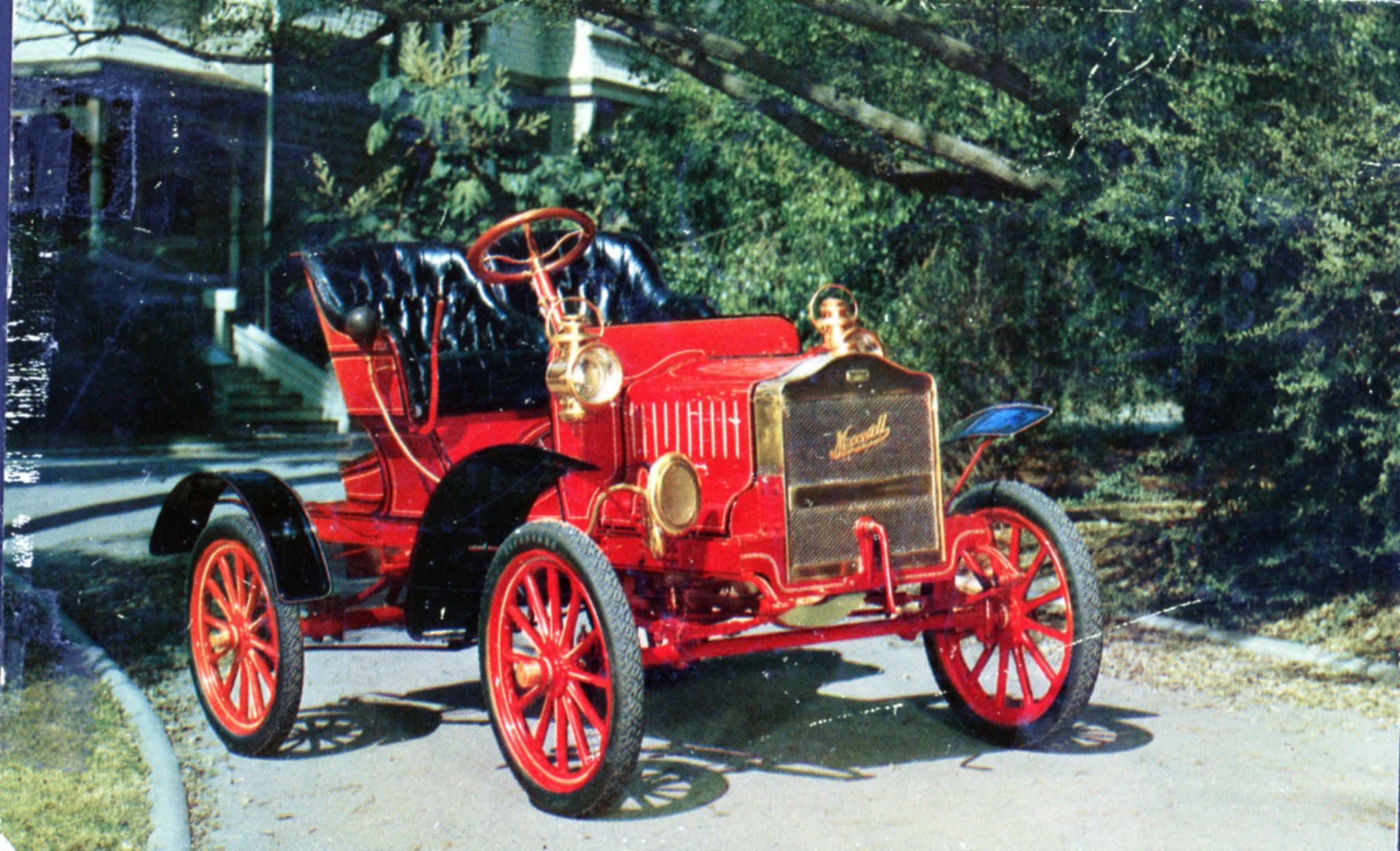 1906 Red Maxwell.jpg