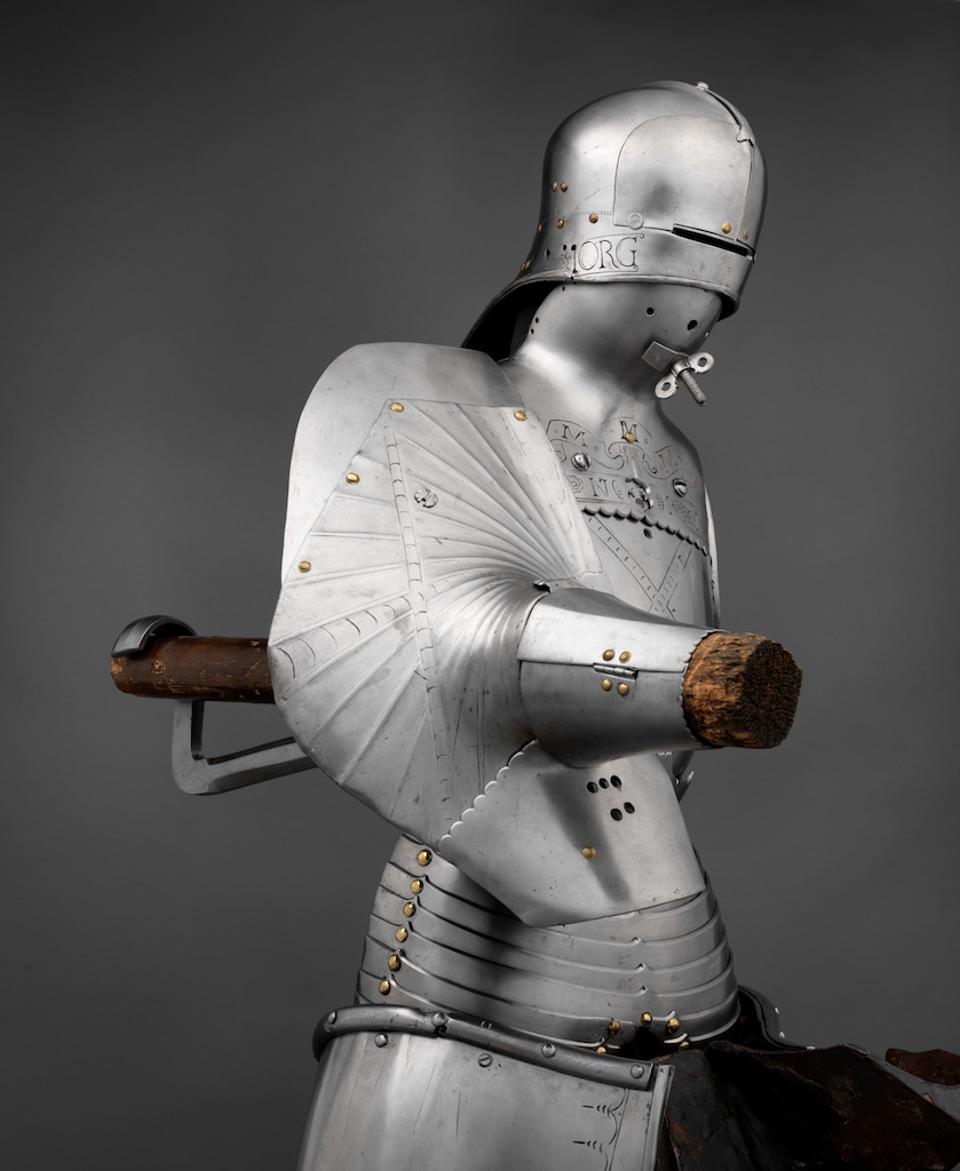 Field Armor of Maximilian I (1480).jpg