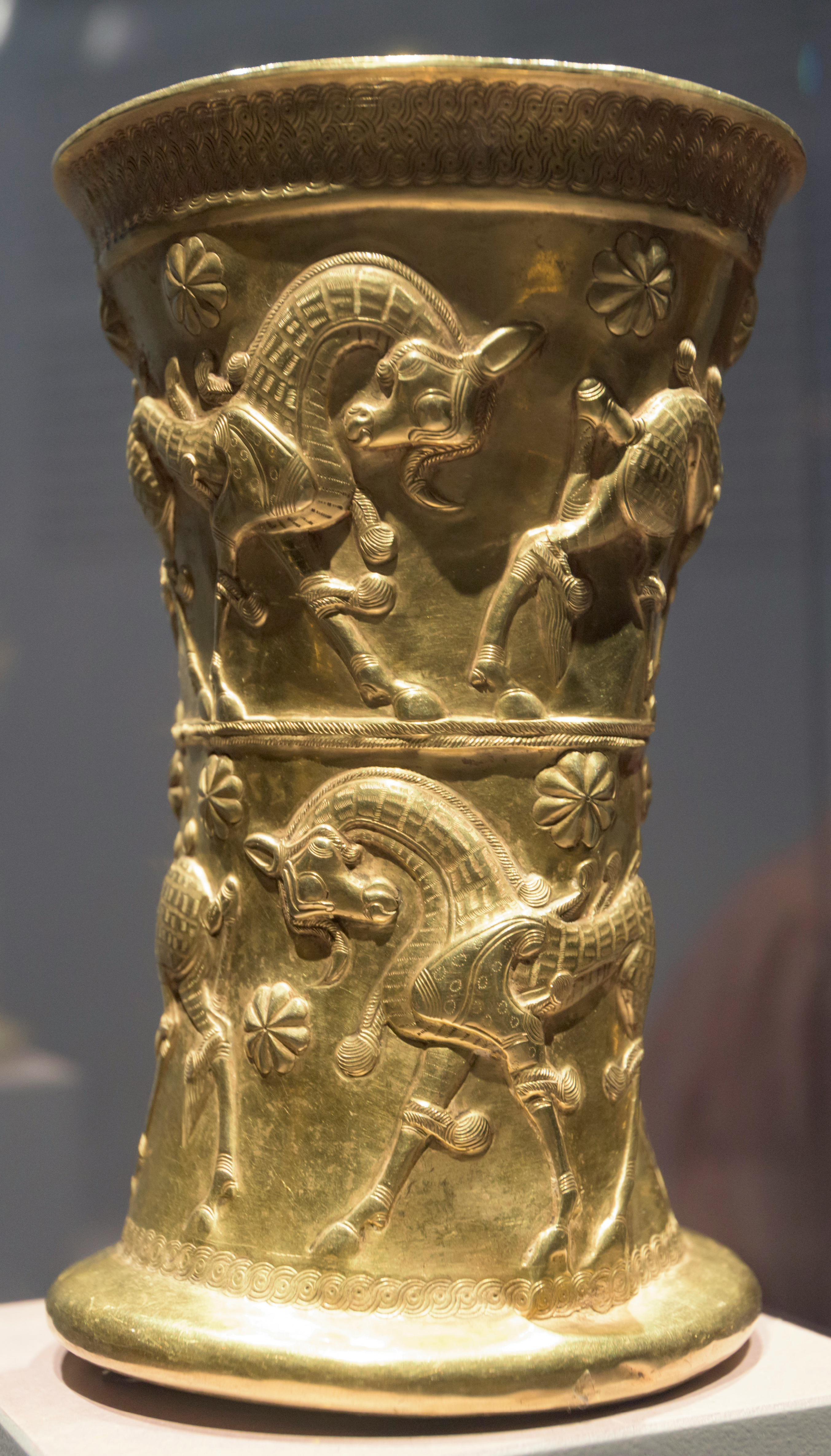 A gold beaker from the royal cemetery of Marlik in Iran.1150-850 BCE, now housed at the National Museum of Iran.jpg
