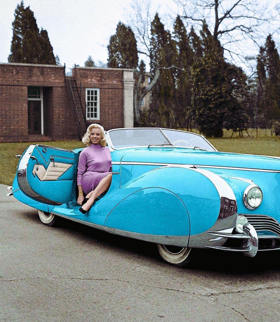 Diana Dors with her Delahaye Roadster landyacht in 1955.jpg