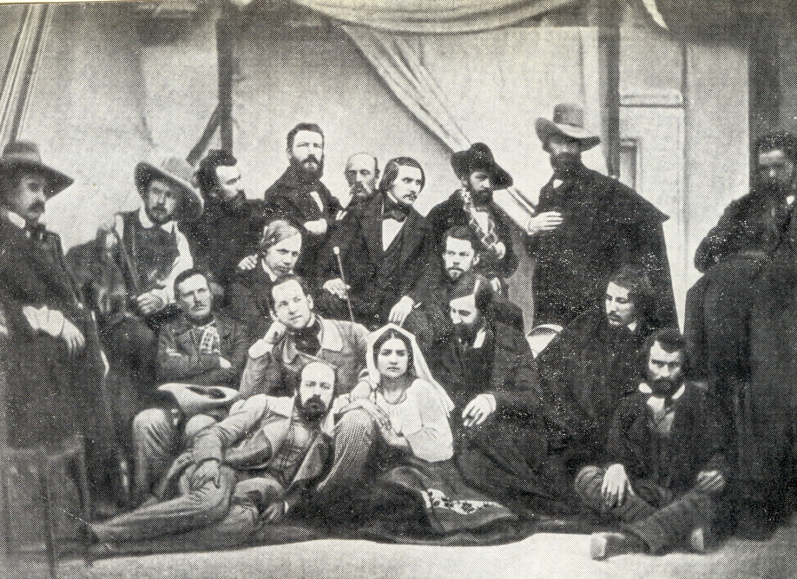 Н.В. Гоголь (стоит, 4-й справа) в группе русских художников в Риме, 1845. Фото Сергея Левицкого.jpg