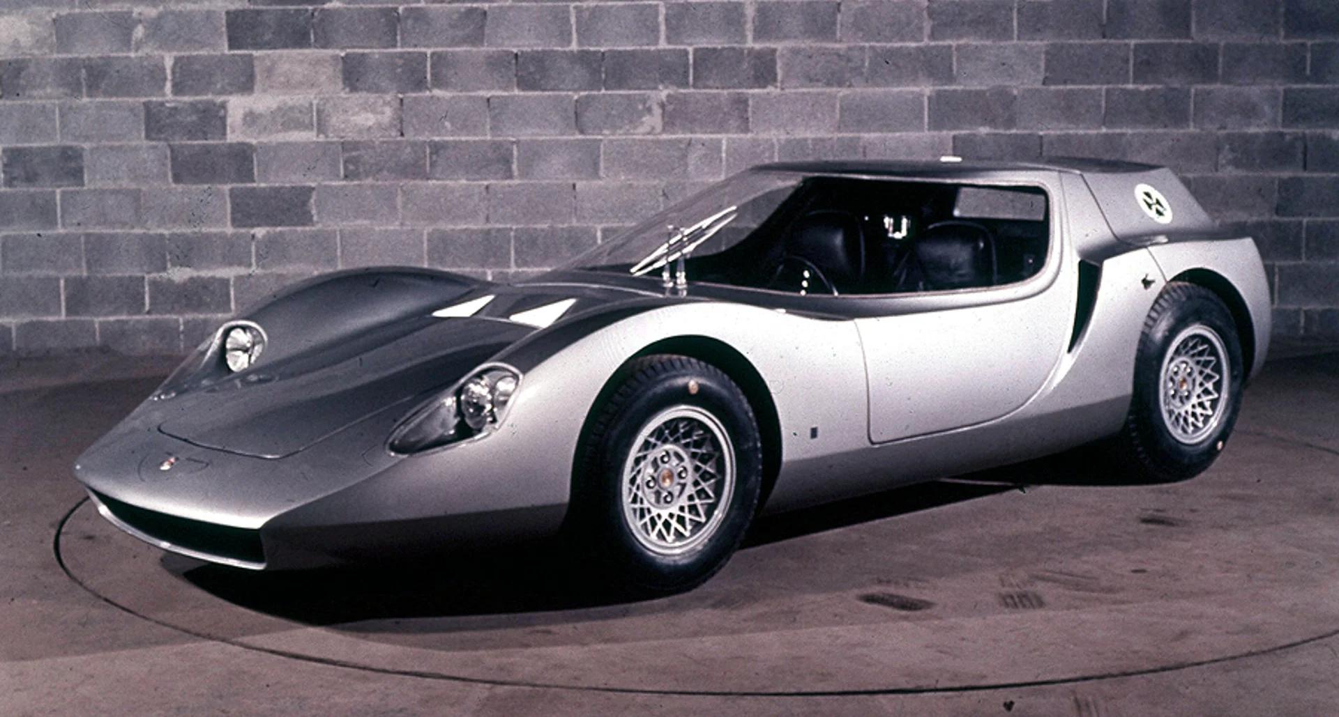 Alfa Romeo Scarabeo 1966.jpg