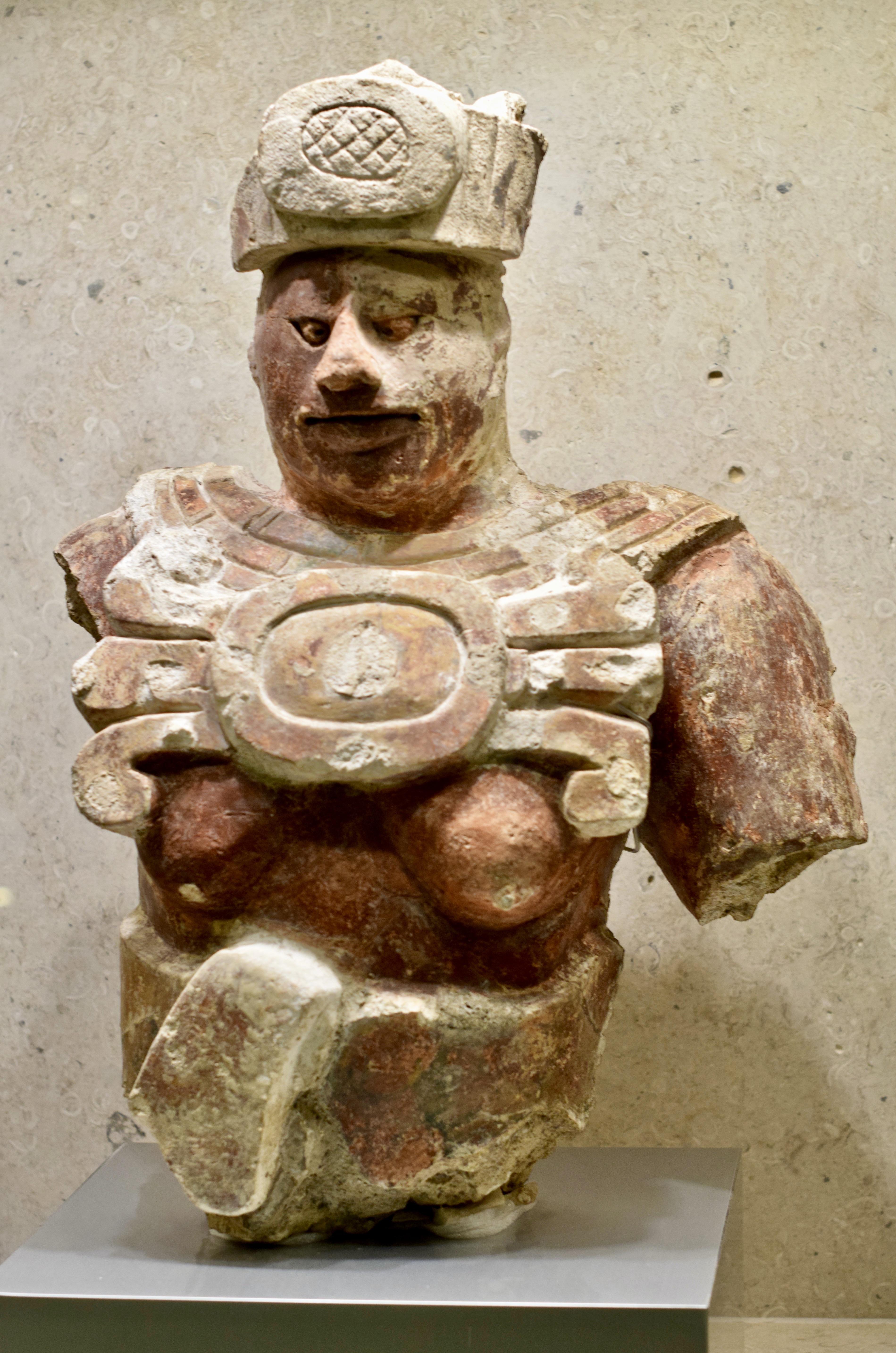 Late Classic Maya Bust, one of the best Ancient androgyny examples. Gran Museo del Mundo Maya, Mérida. 600-900 A.D.jpg