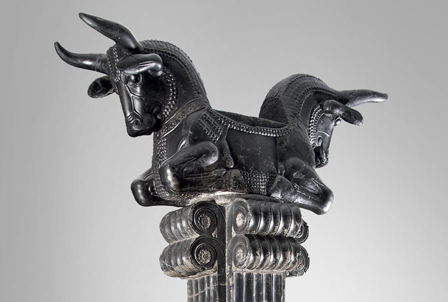 Pillar of Persepolis - Achaemenid Empire - 486-522 BC. National Museum of Iran.jpg