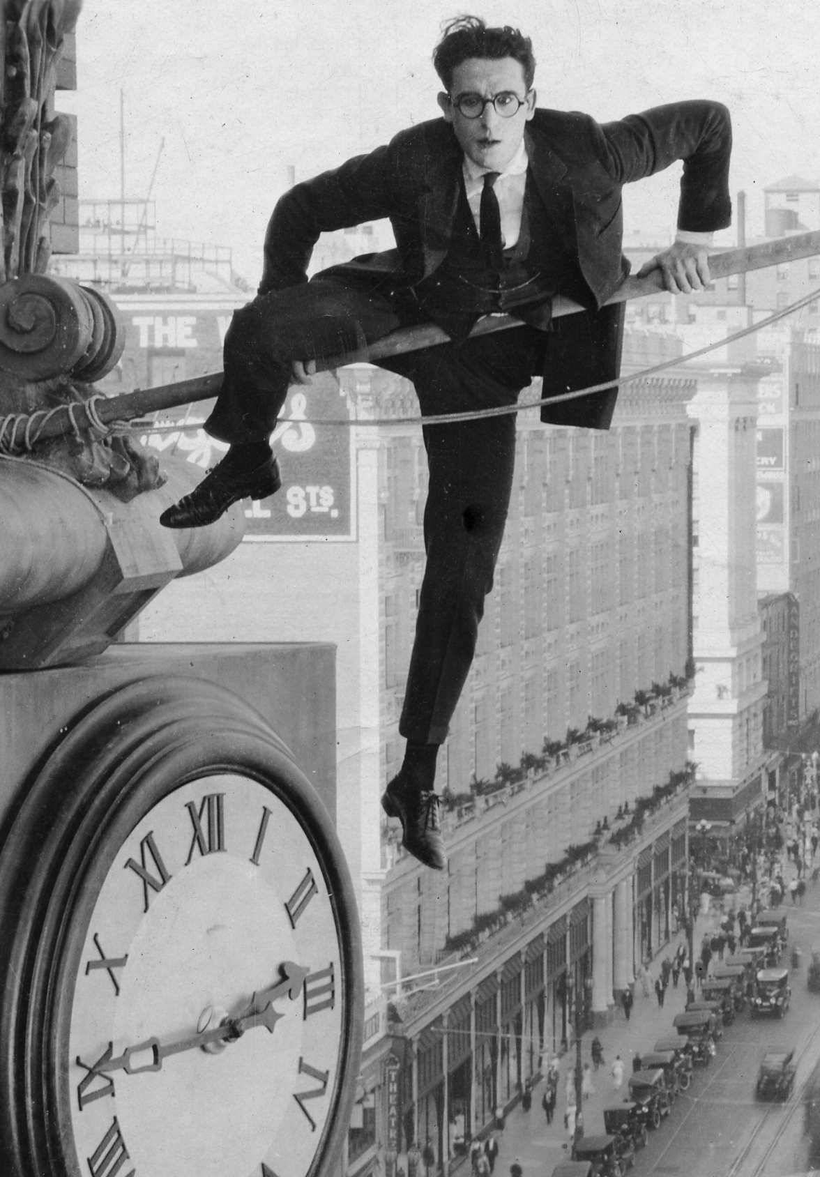 1923 silent movie Star Harold Lloyd ('Safety Last').jpg
