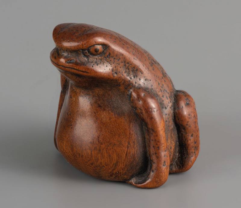 Netsuke 'Toad' (Edo period, late 18th - early 19th century).jpg