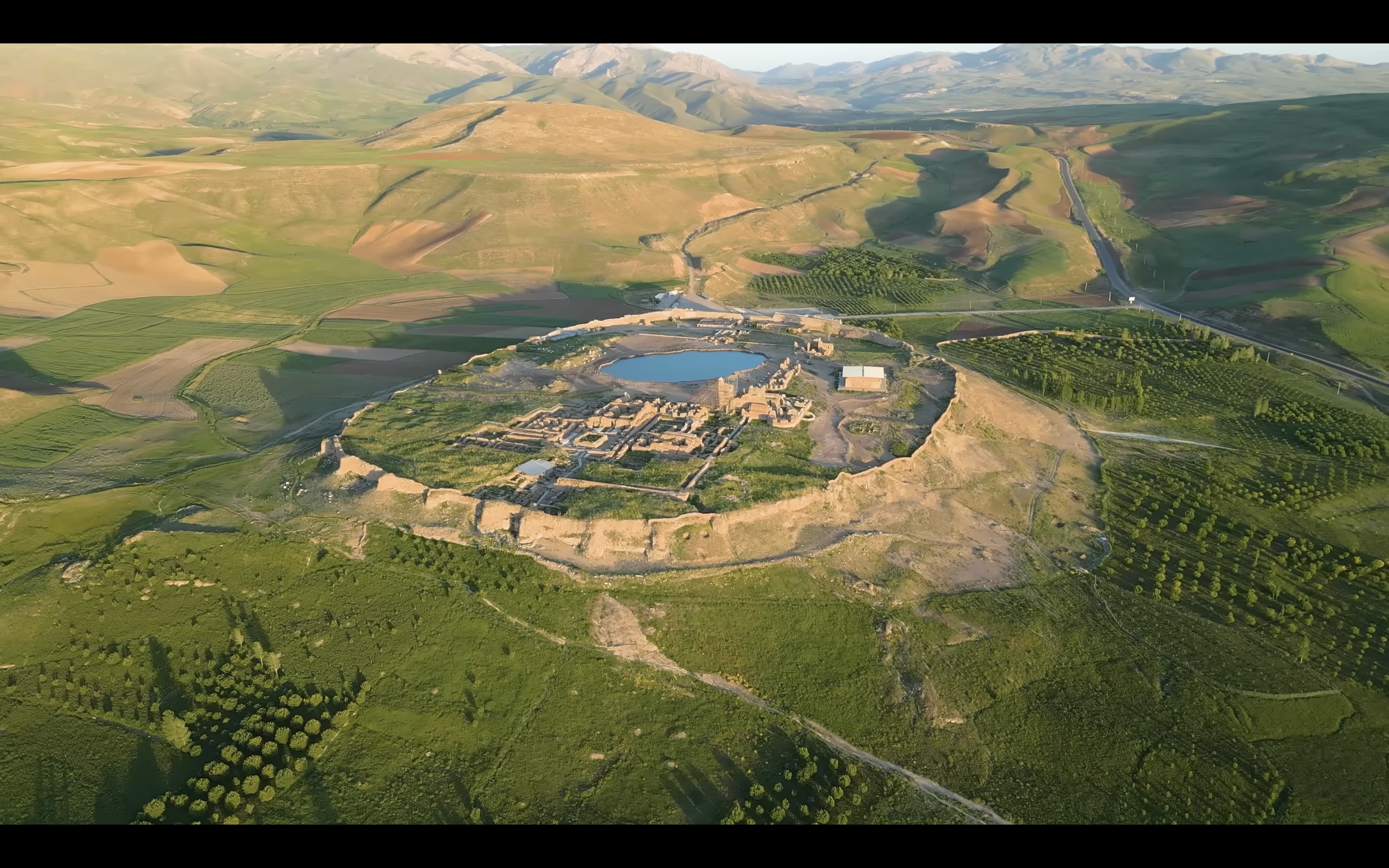 The ruins of Adur Gushnasp in Iran. This was 1 of the 3 major Zoroastrian fire temples of the Sassanian Persian Empire which lasted from 224AD to 651AD.png