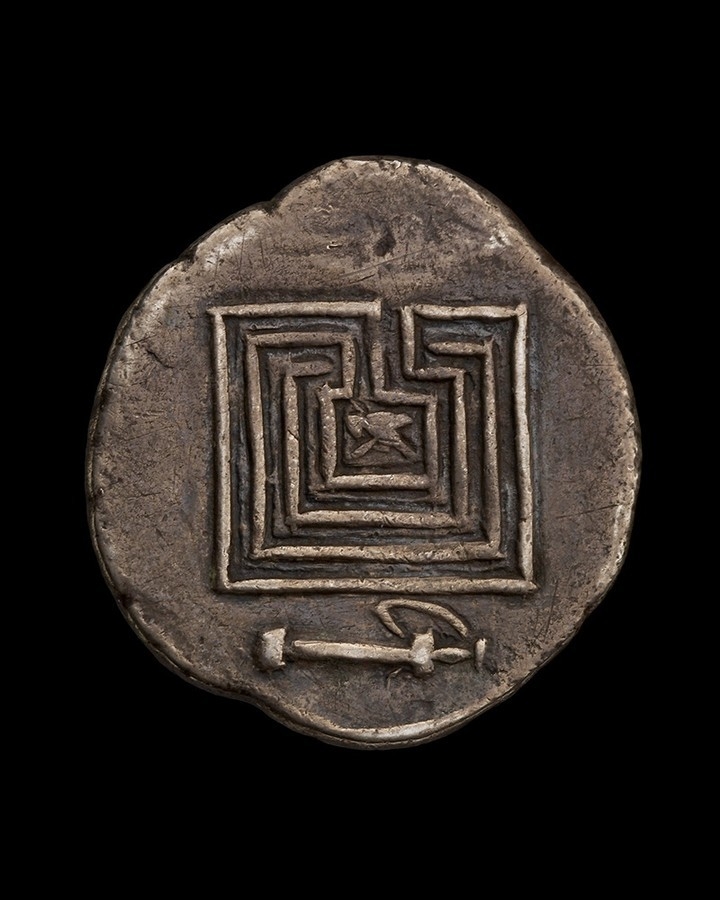 Ancient Greek coin from Knossos showing the mythical Labyrinth in Knossos, Crete. Silver, c.300-270 BC. 2.6 cm diameter.jpg