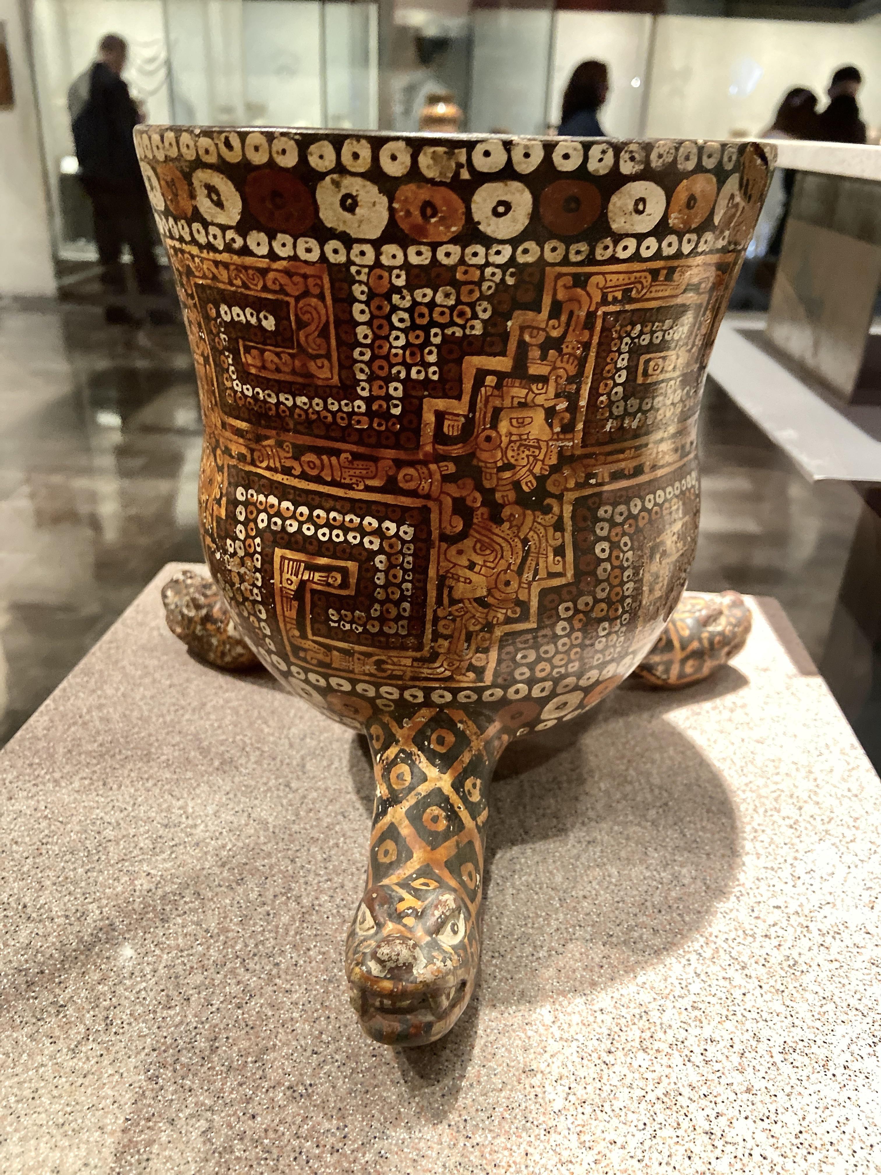 Pre Hispanic Jaguar vessel, INAH museum, before 1400 A.D..jpg