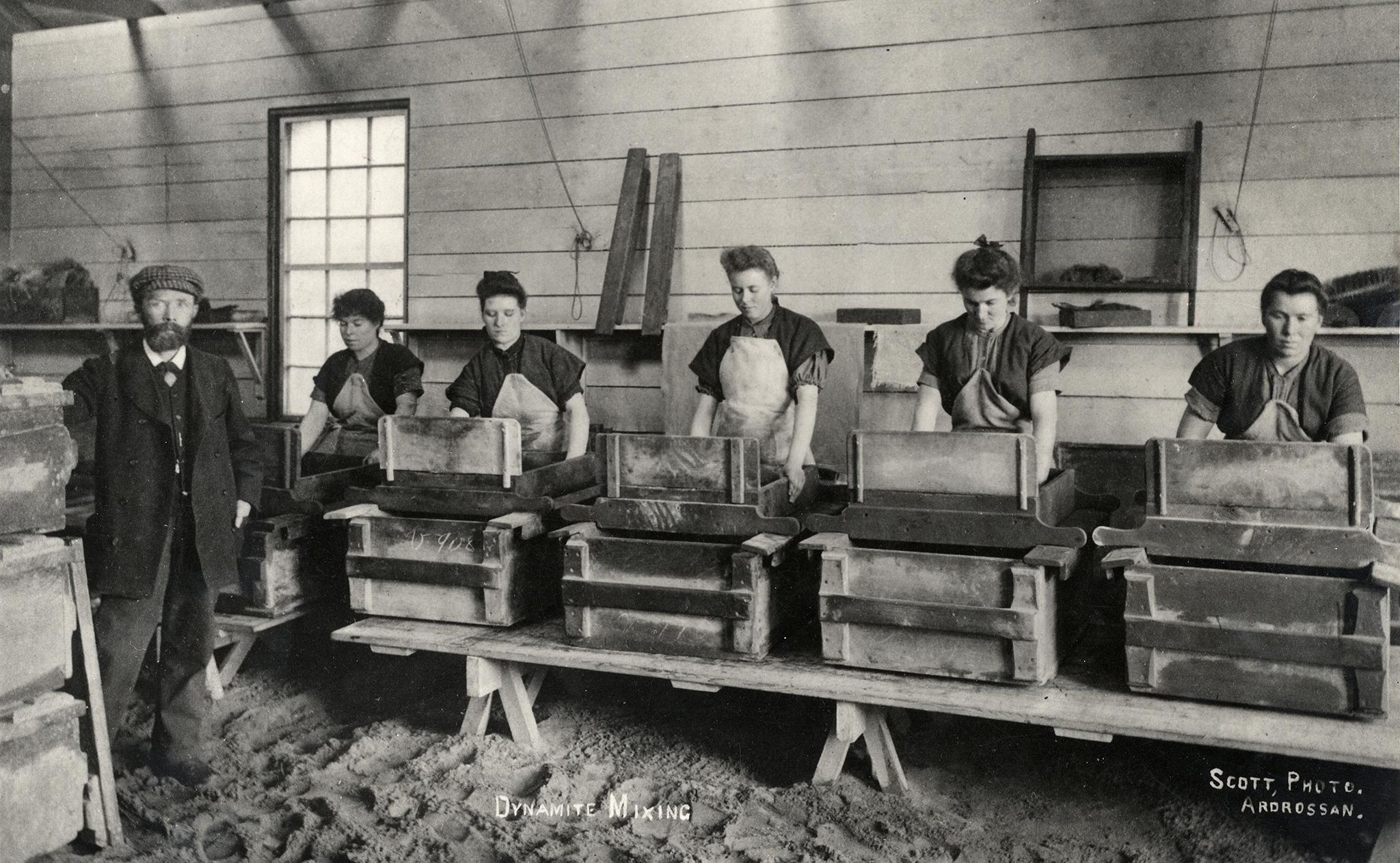 Workers mixing dynamite at Alfred Nobel’s Ardeer Factory. Scotland. 1897.jpg