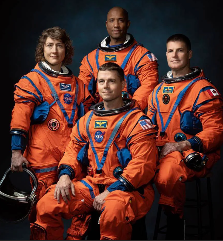 Nasa has announced the crew that will be returning to the moon in 2024.png