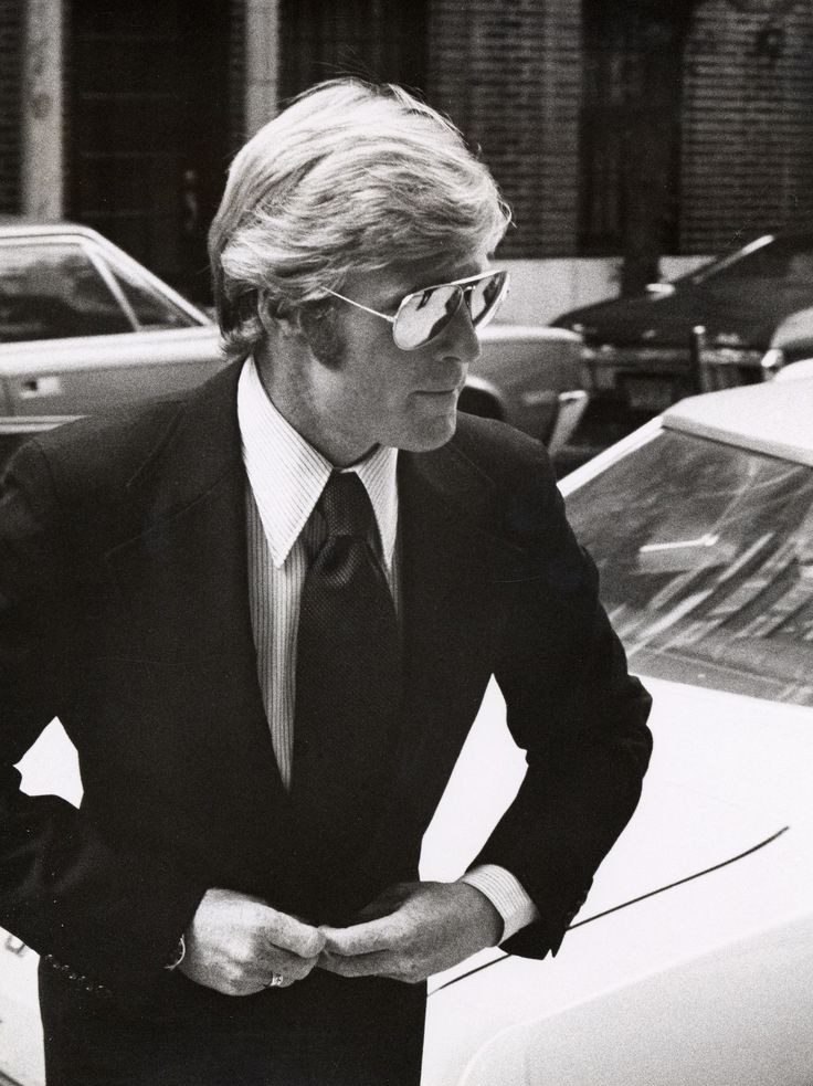 mid 70s Robert Redford.jpg