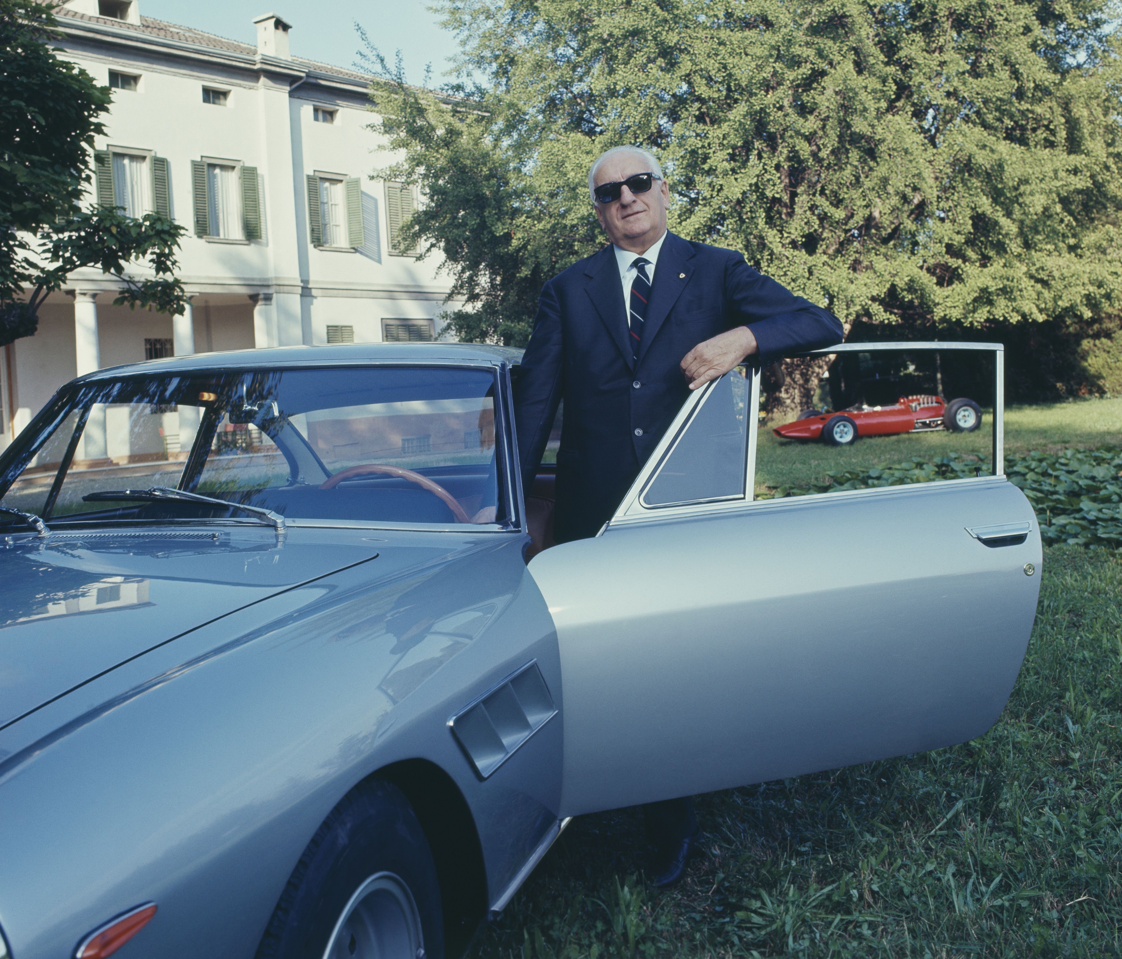 Enzo Ferrari, 1964.jpg