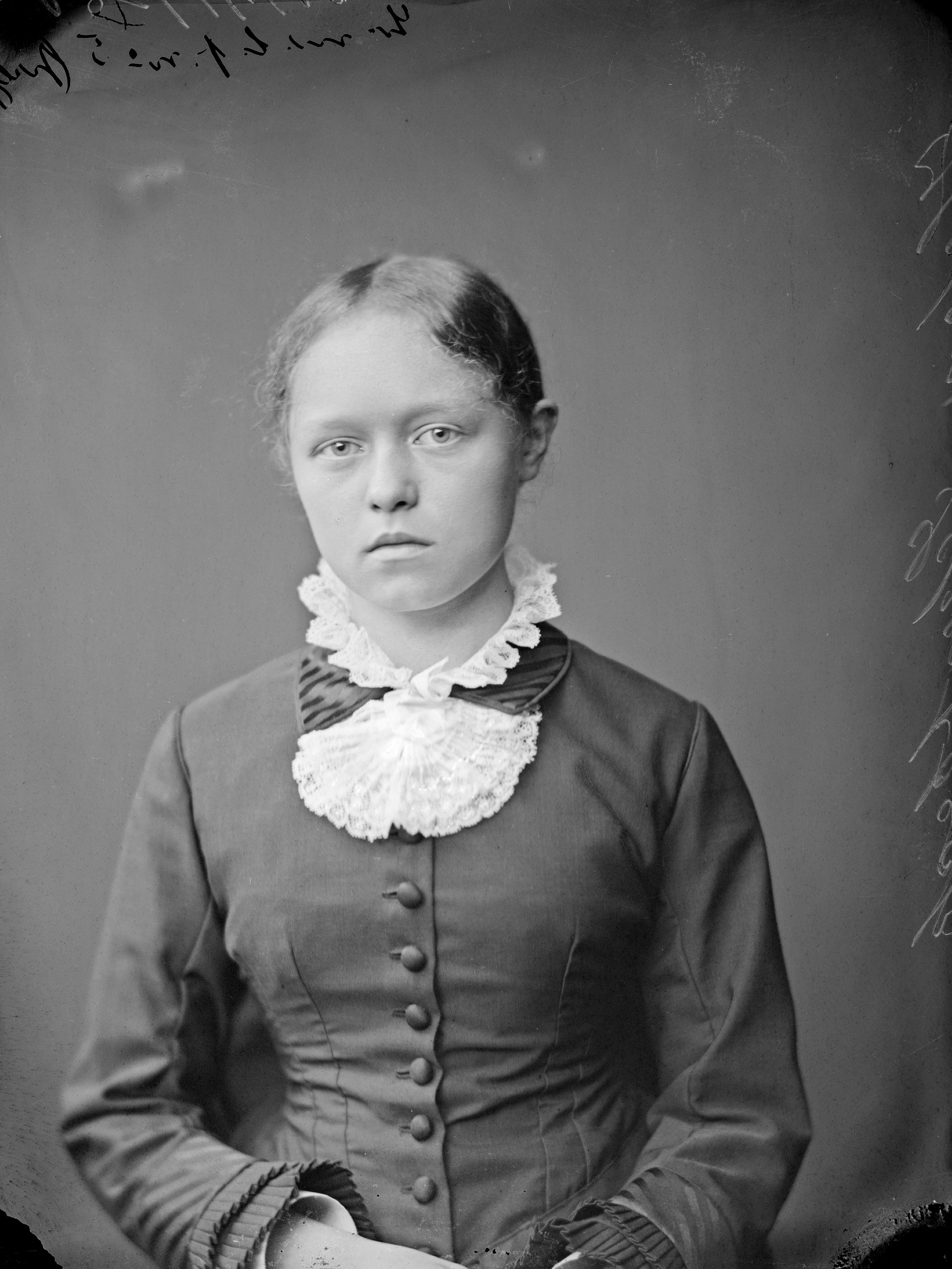 Daniel_Nyblin_-_Portrait_photograph_of_18_y.o._Helene_Schjerfbeck.1880.jpg