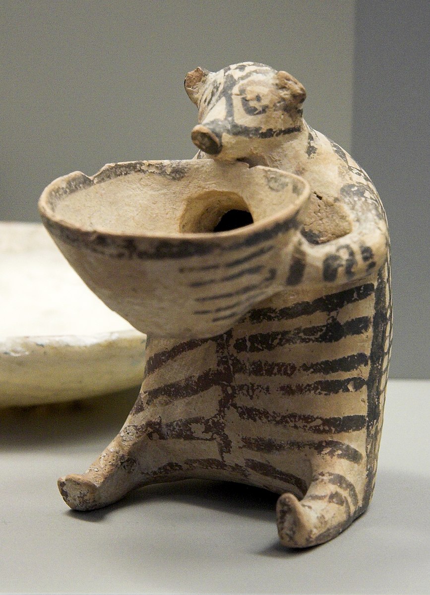 Cycladic rhyton shaped like a pig or a bear taking a drink, Syros, Greece (2800 to 2300 BCE).jpg