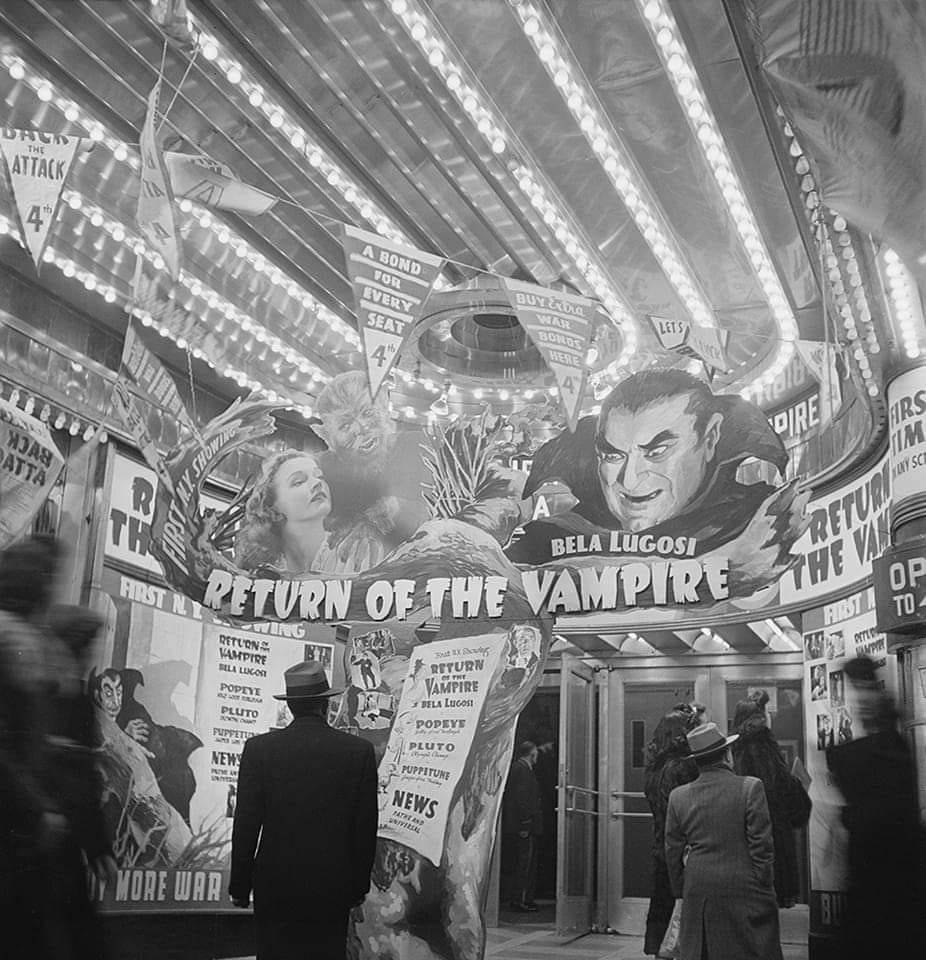 A cinema in New York City showing the Bela Lugosi film 'Return of The Vampire', 1943.jpg